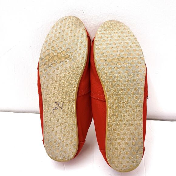 Toms Red Classic Canvas Shoes Womens Size 7.5 Slide On Flat Slippers Casual Wear - Picture 8 of 8